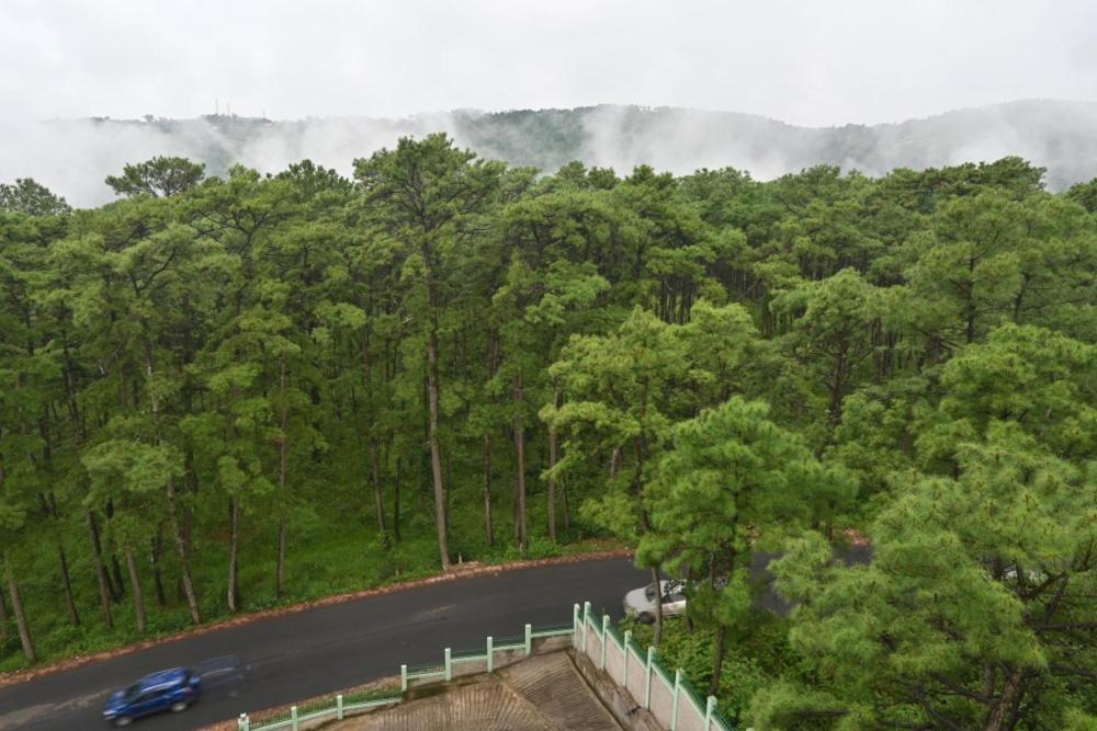 Treetops Residency Shillong Buitenkant foto