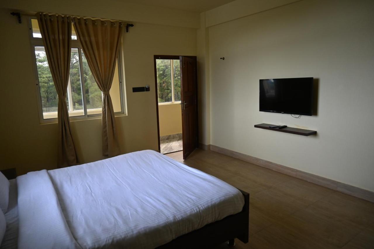Treetops Residency Shillong Buitenkant foto