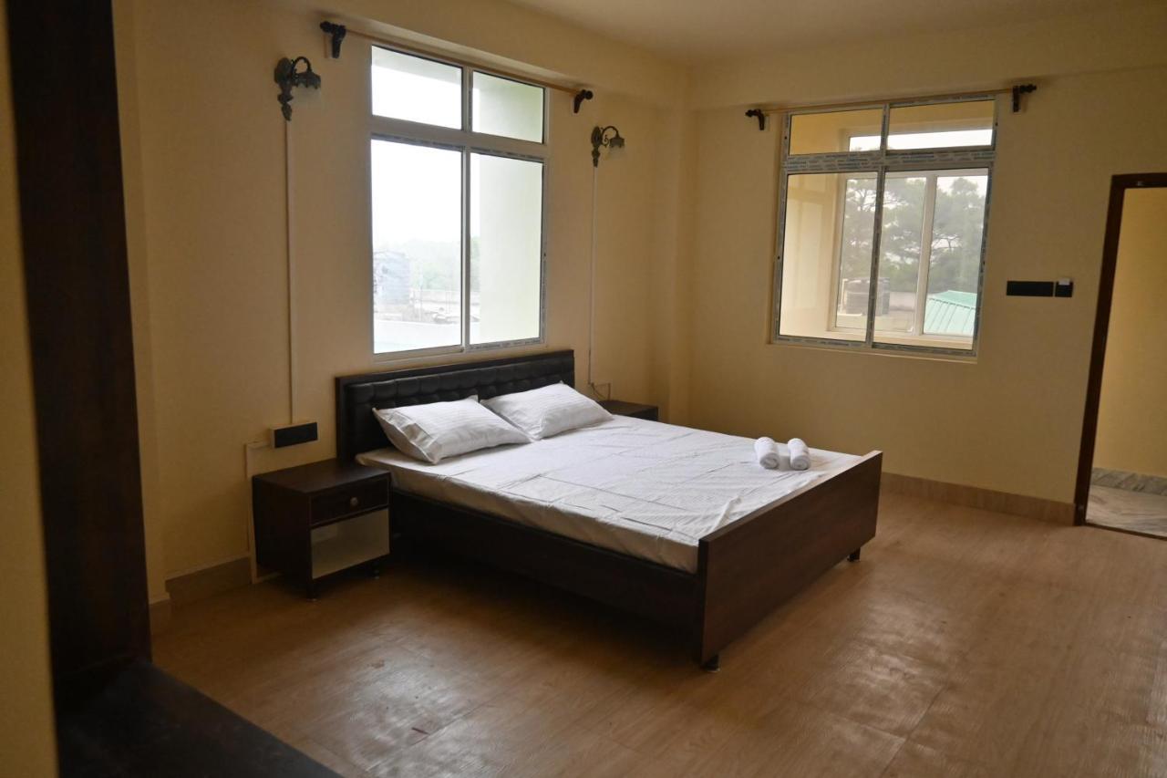 Treetops Residency Shillong Buitenkant foto