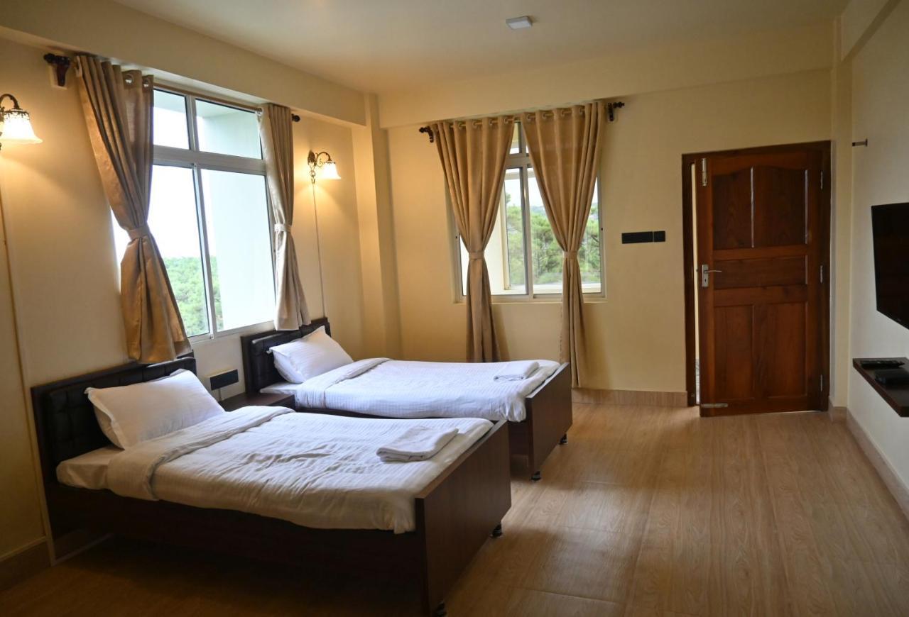 Treetops Residency Shillong Buitenkant foto